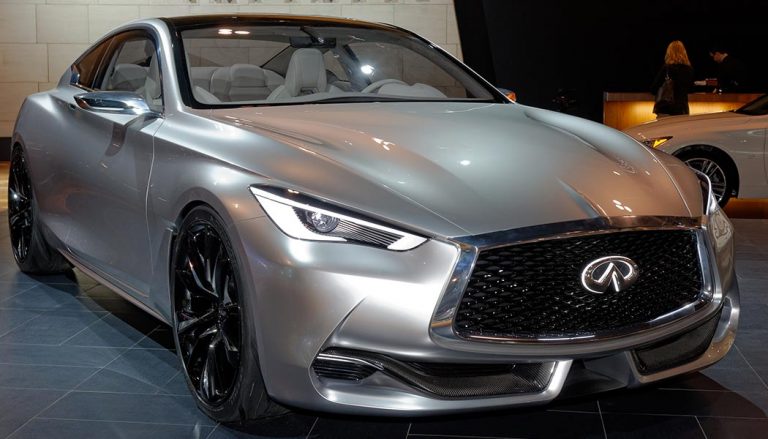 The Detriot Auto Show featured luxurcoupes like this Infiniti