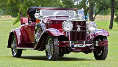 Old American muscle cars like this Stutz Blackhawk