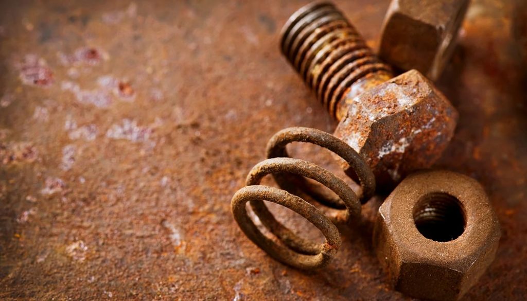 Rusty car screws and bolts show how difficult their removal can be