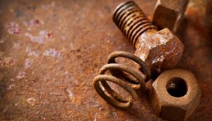 Rusty car screws and bolts show how difficult their removal can be