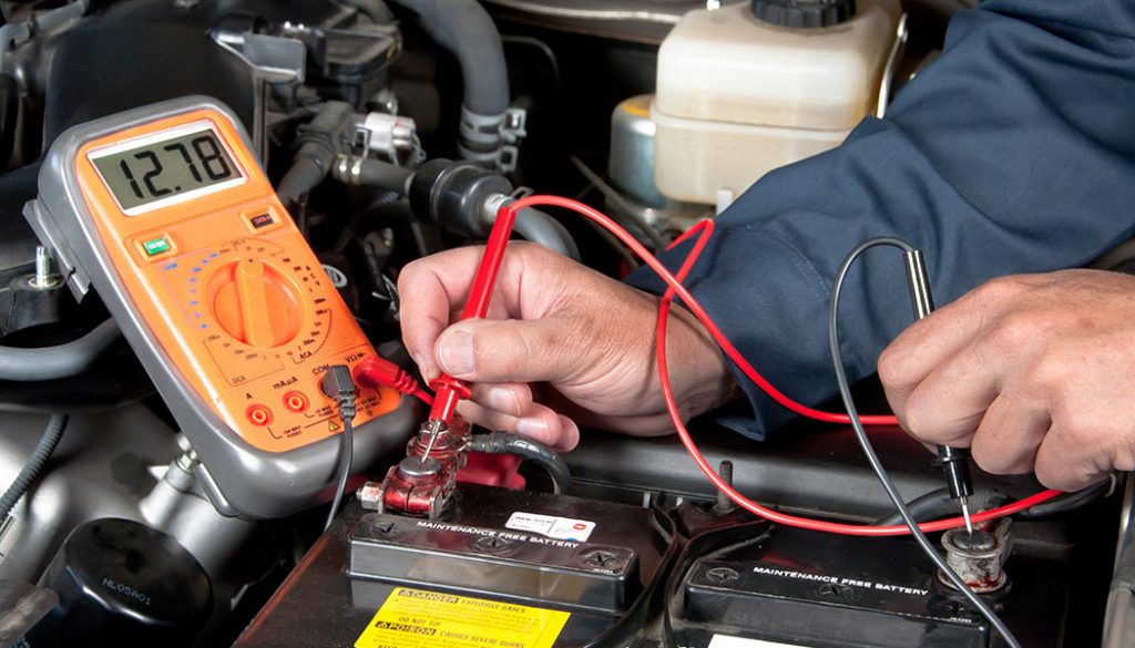 A DVOM measure an automotive electrical current