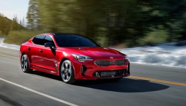 The new Kia Stinger has an attractive, sporty appearance.