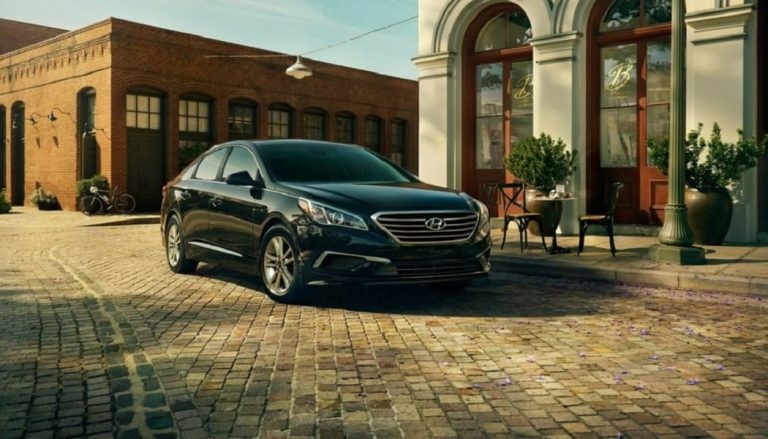 The 2017 Hyundai Sonata has a classic sedan look