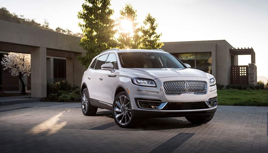 The 2019 Lincoln Nautilus at the LA Auto Show