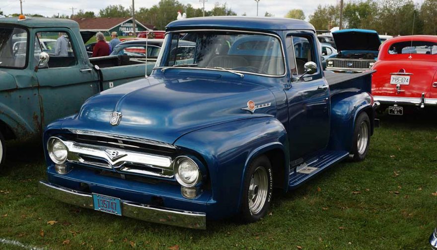 Good project cars for beginners include the Ford F-100 Pickup