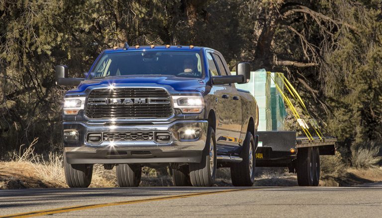 More than just rivalry between brands. This one's all in house. These are the most reliable Ram engines. Powering pickups big and bigger.