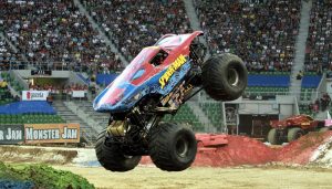 There’s nothing quite like the best monster truck shows. From backflips to racing and everything in between, they spare nothing getting fans on their feet